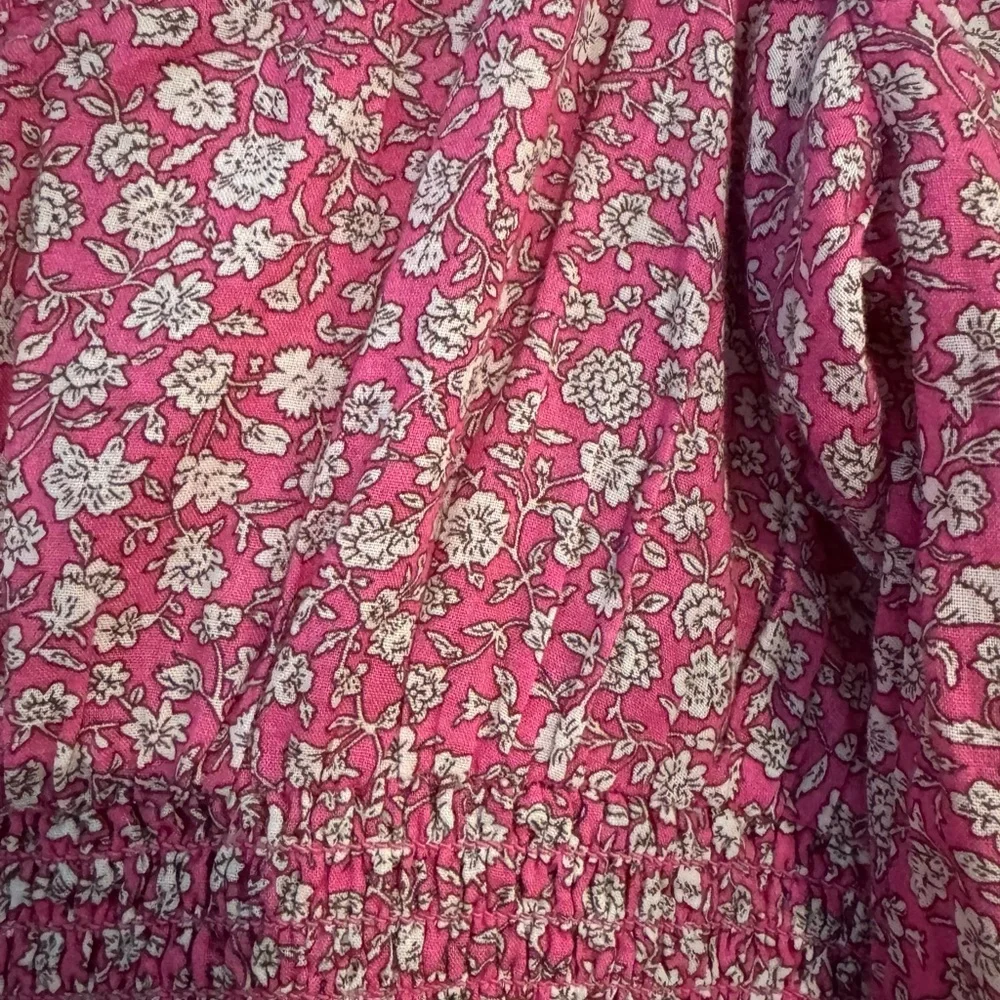 American Eagle Outfitters Pink Floral Blouse with Lace & Button Detail - Picture 6 of 7
